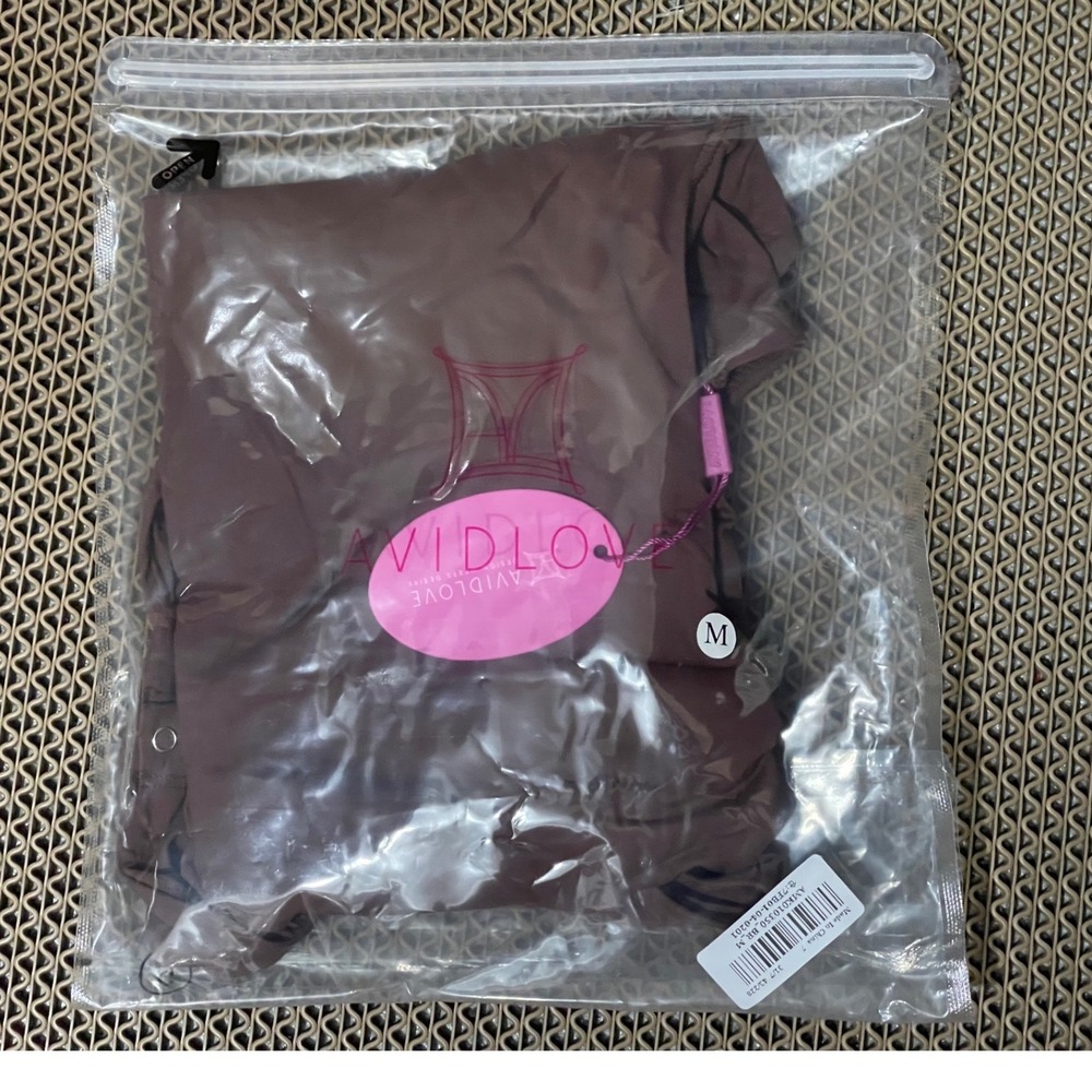 Avidlove Mocha Brown Square Neck Teddy Bodysuit Wide Strap Medium NWT Chic - Picture 8 of 8
